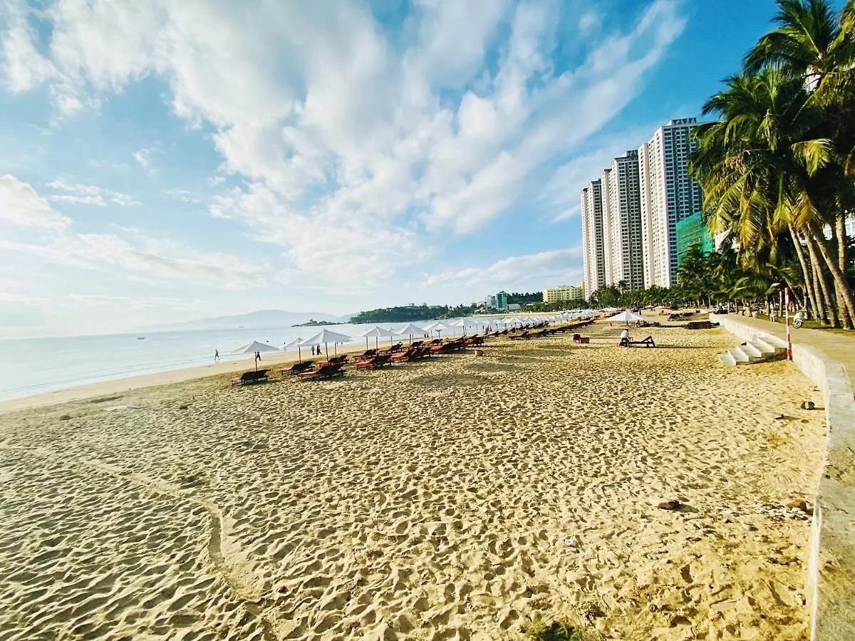 Can Ho Nha Trang - 4 Bedroom Beach & Mountain Apartment Vietnám