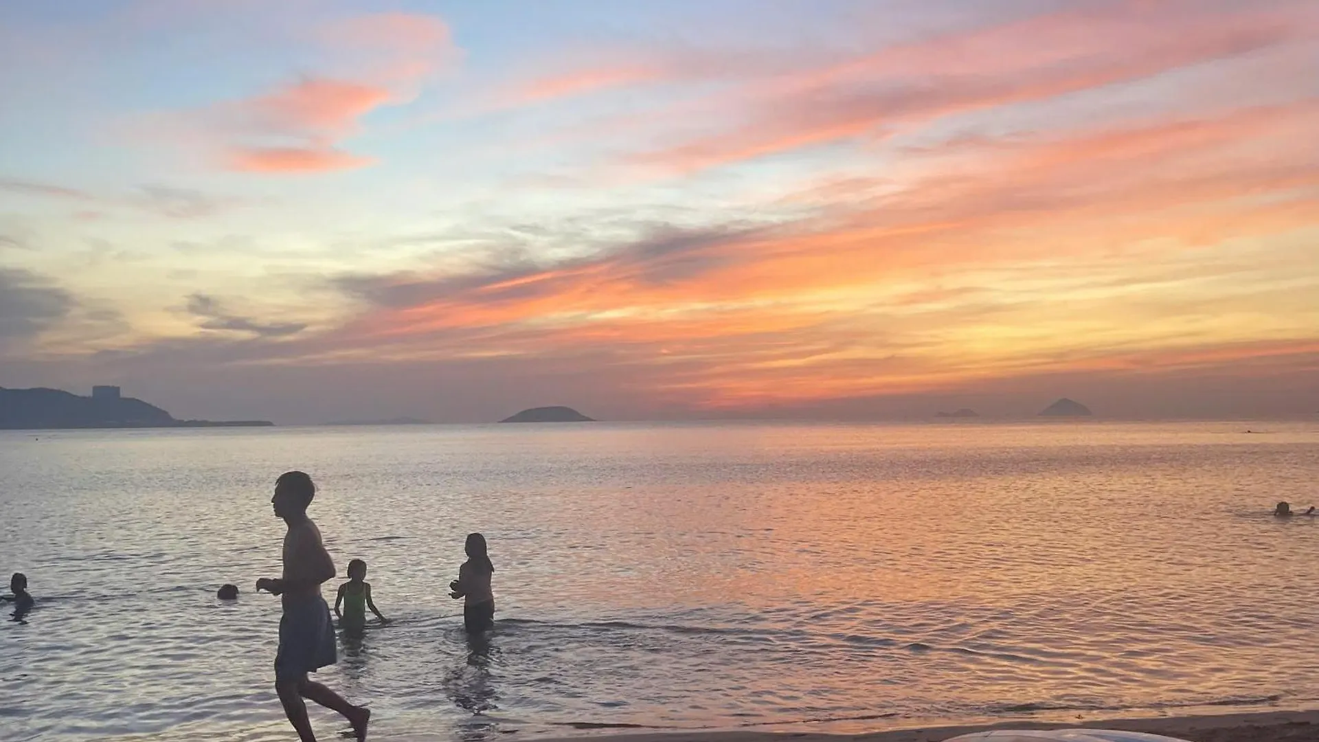 Can Ho Nha Trang - 4 Bedroom Beach & Mountain Apartment 0*,  Vietnám